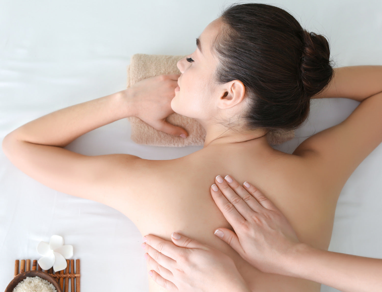 Reiki therapeutic massge